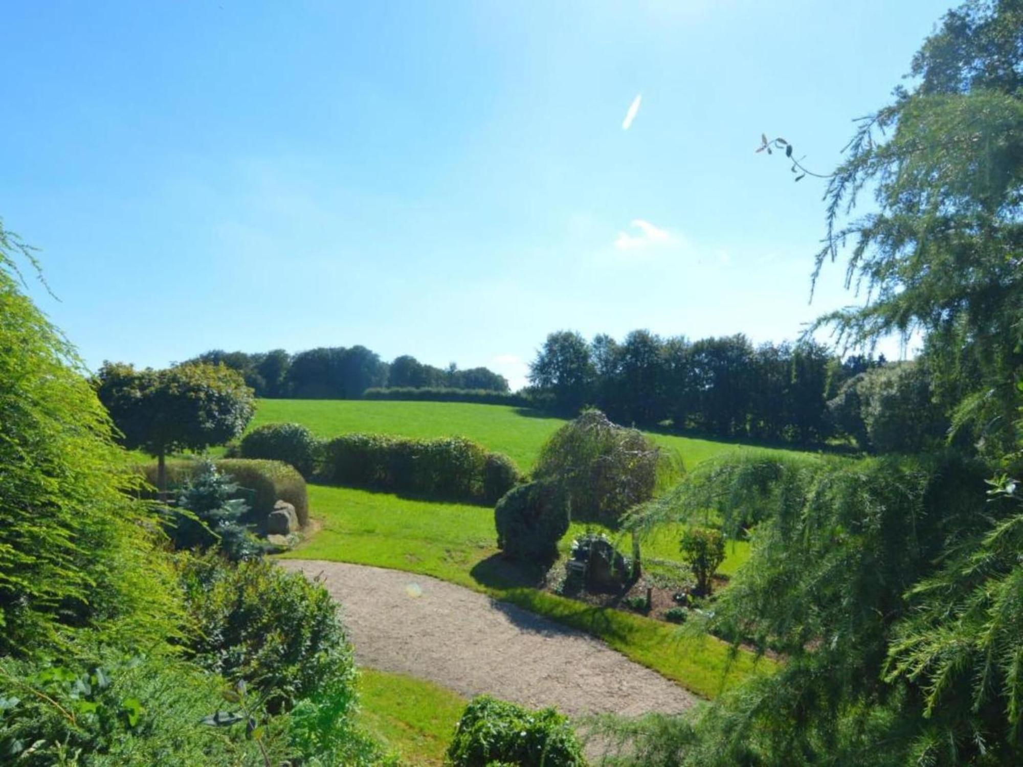 Comfy Holiday Home In Burg Reuland With Sauna Terrace Bbq Eksteriør bilde