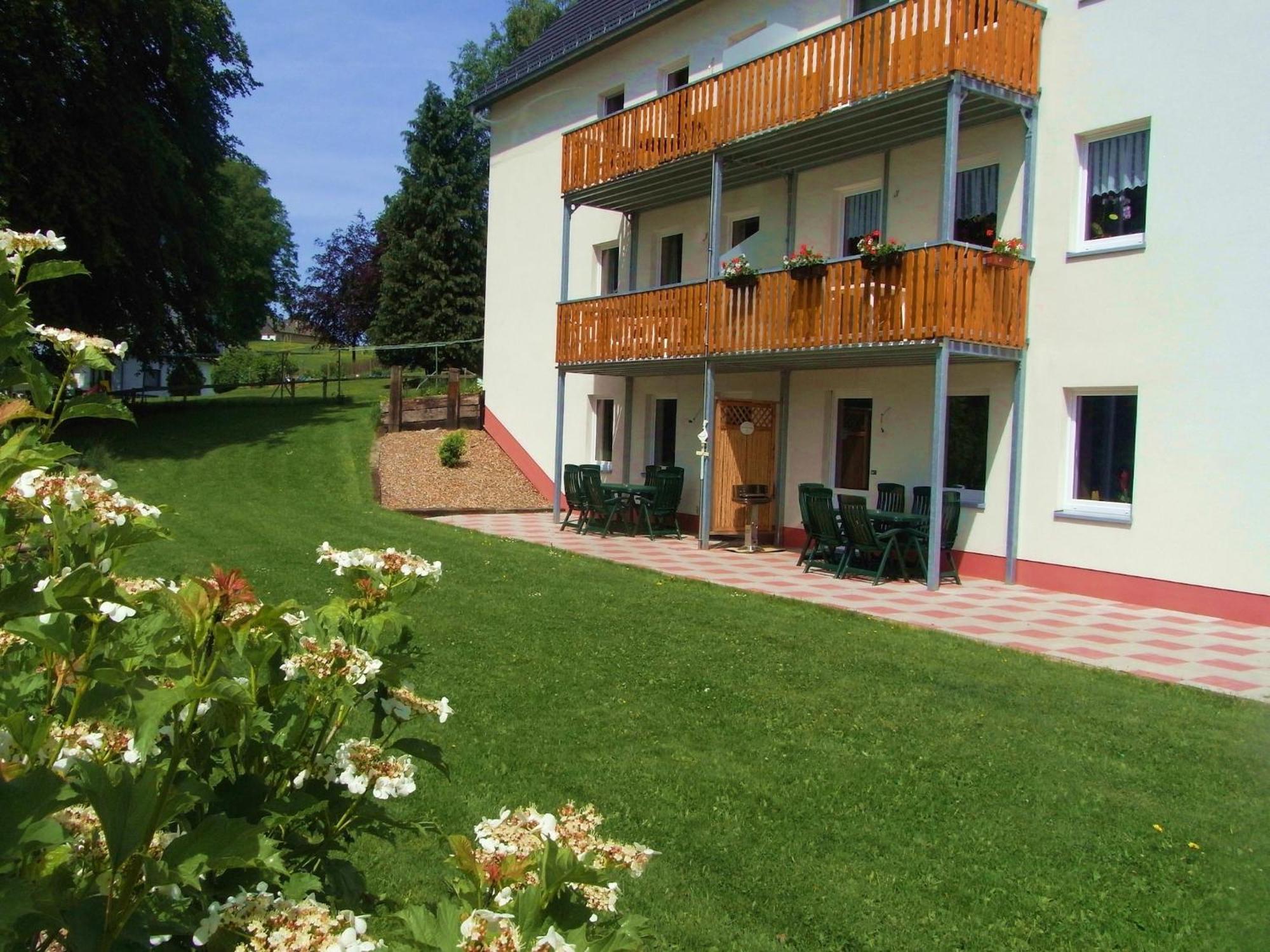 Comfy Holiday Home In Burg Reuland With Sauna Terrace Bbq Eksteriør bilde